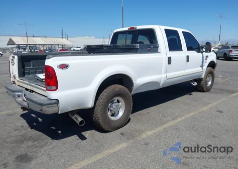 2003 Ford F250 Super Duty из США, поврежденный, VIN 1FTNW20P03EC06844